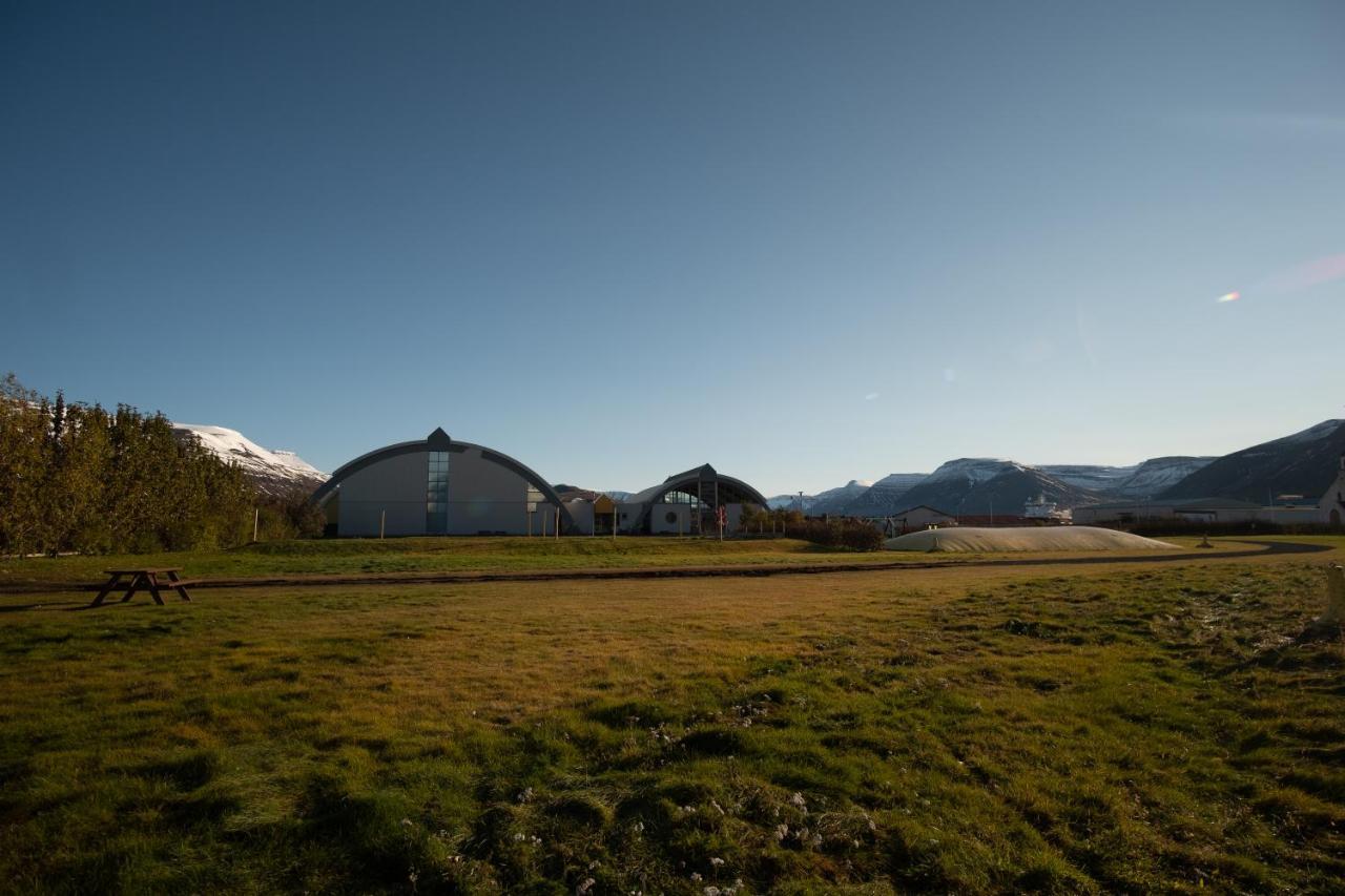 The Guesthouse By The Fjord Thingeyri Exterior foto